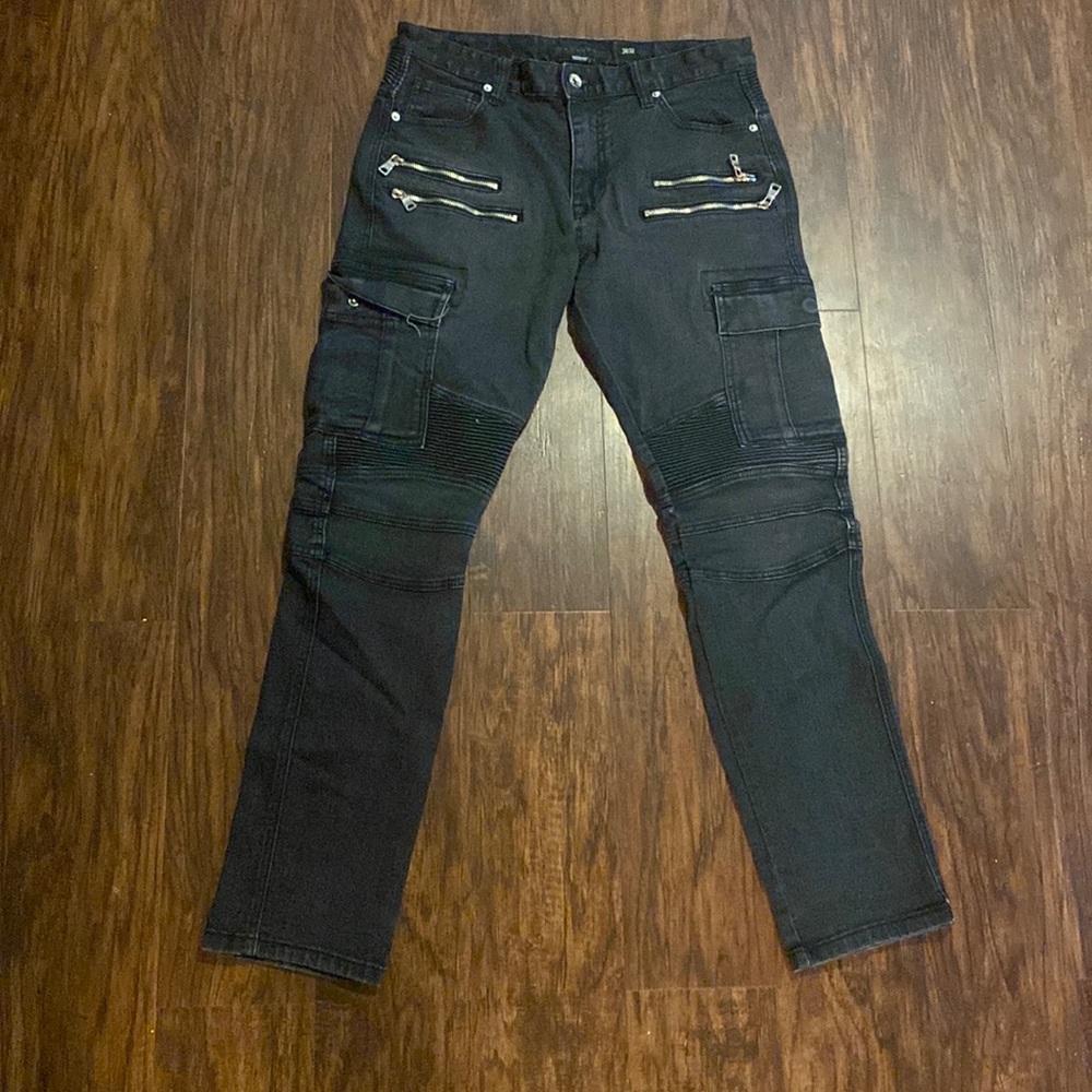 Black cargo jeans